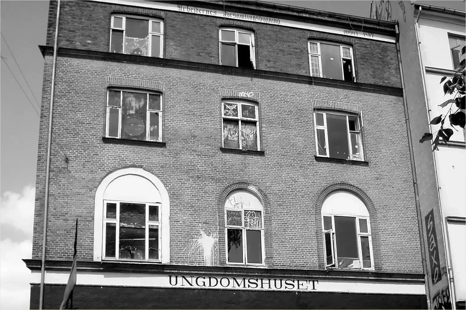 LANGUID på Ungdomshuset