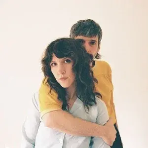 Widowspeak med John Andrews and the Yawns