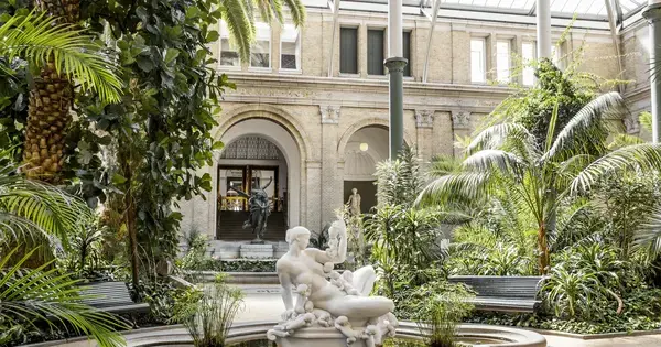 Textilskolen x Glyptoteket: Modeshow – Magtens kostume
