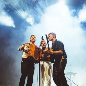 Oplev Dreamers' Circus live